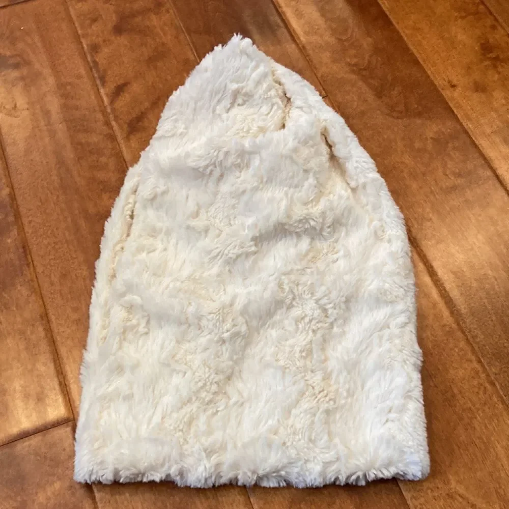 Peace and pearls white furry infinity scarf